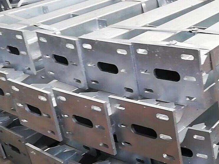 畜牧養(yǎng)殖鋼結(jié)構(gòu)配件